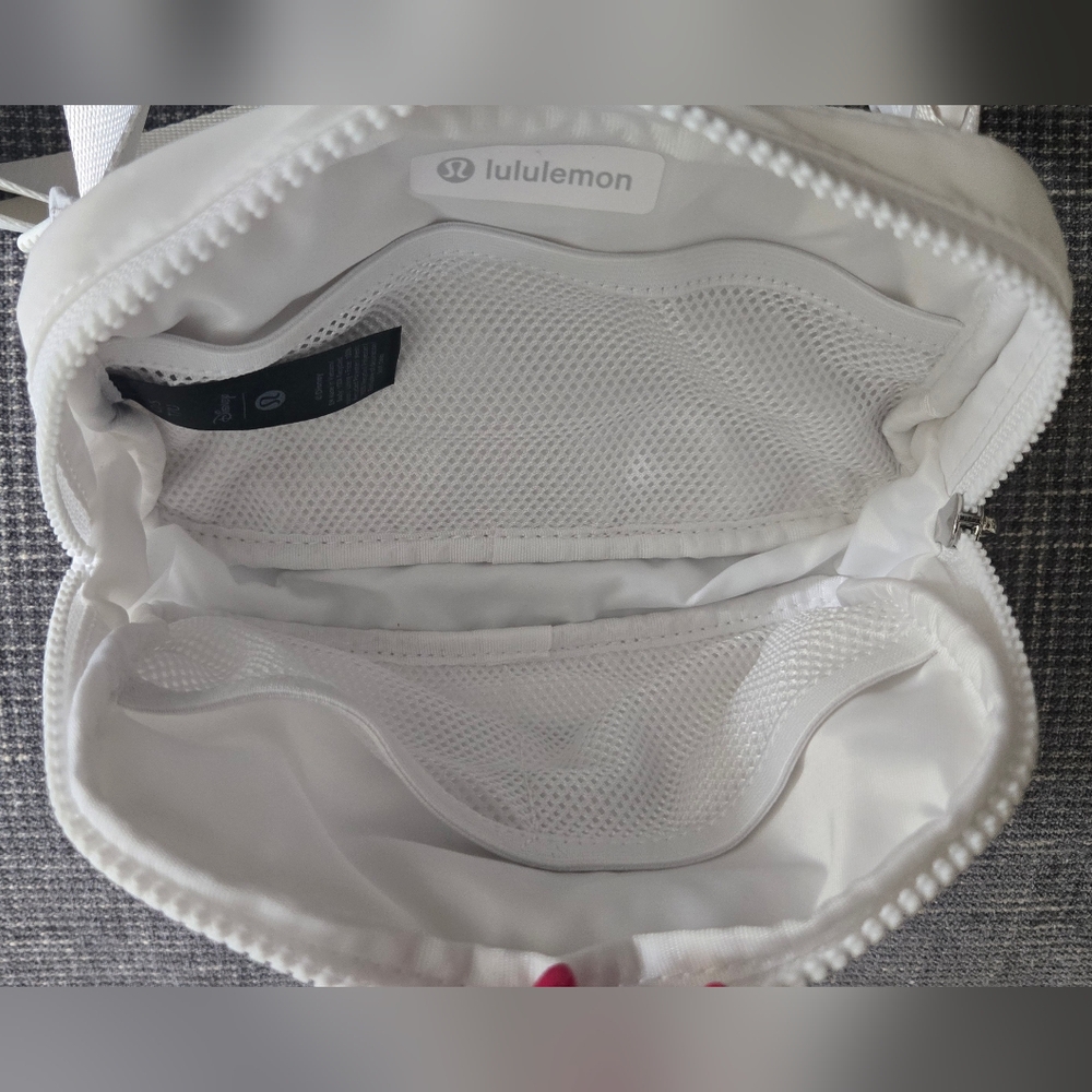 lululemon athletica Disney Belt Bag SOLD OUT - Picture 4 of 5